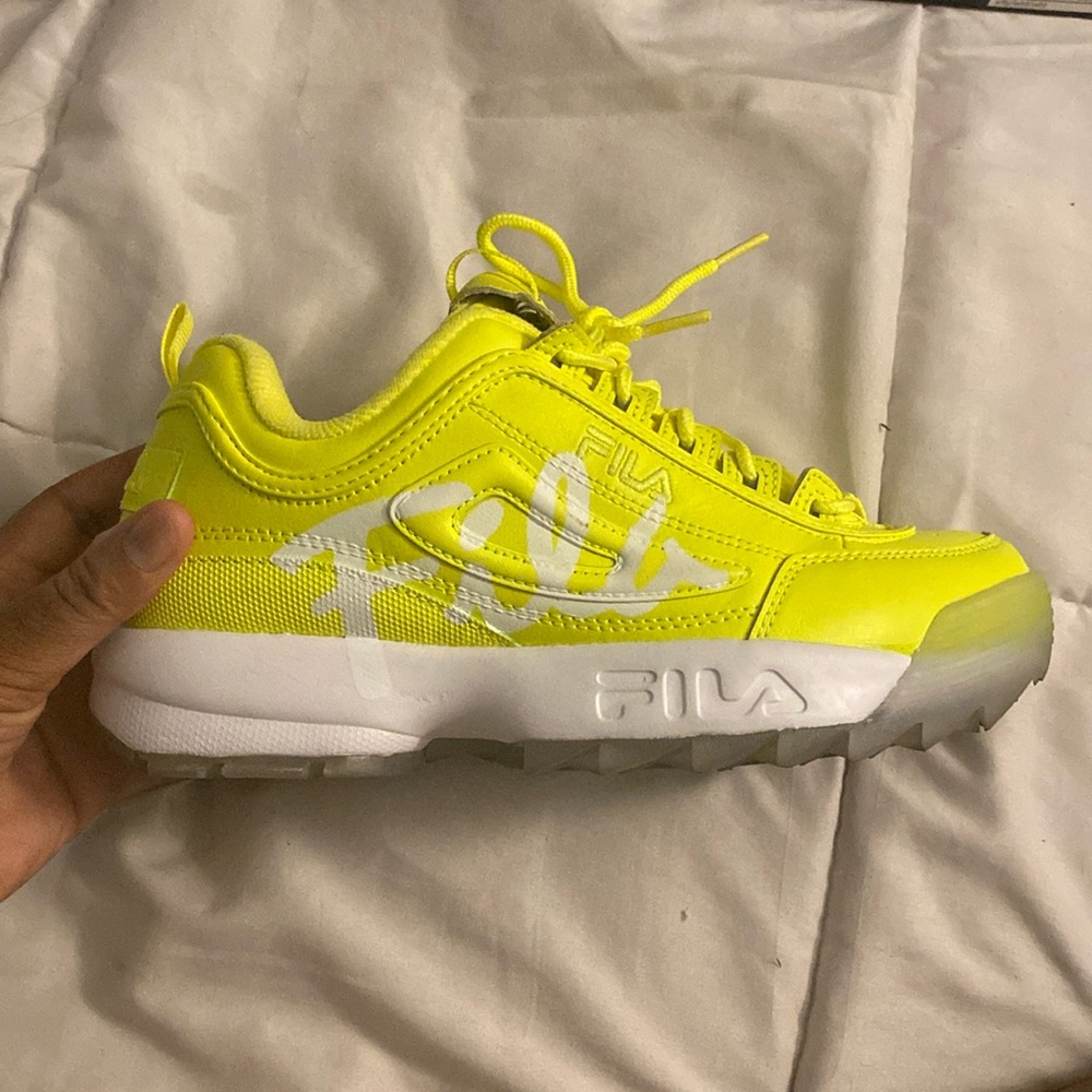 Neon FILA